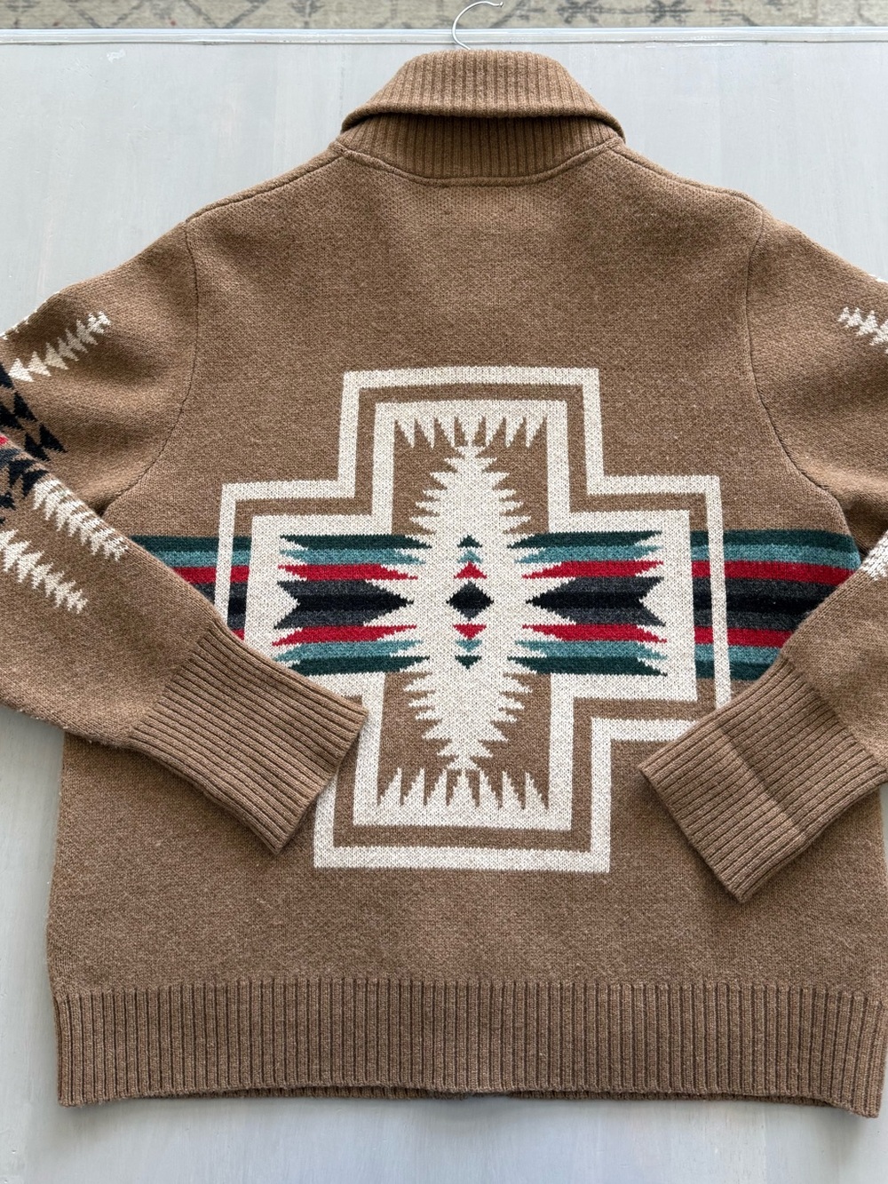 Pendleton Men’s Harding Lambswool Cardigan - Picture 2 of 5